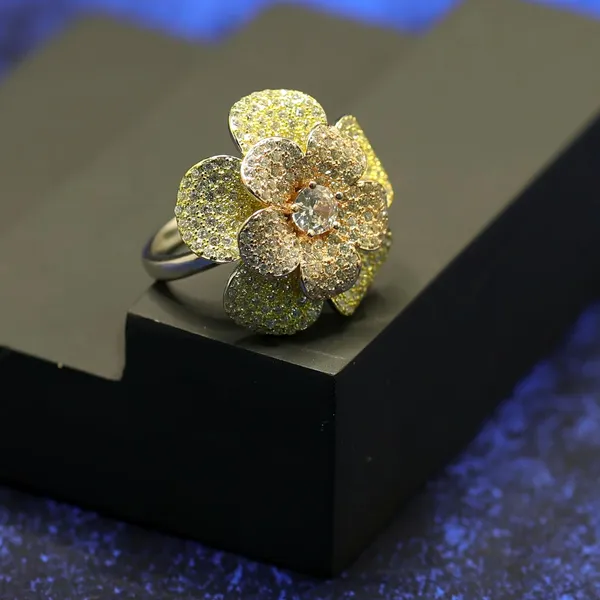 RINGS_>_LADIES_RINGS