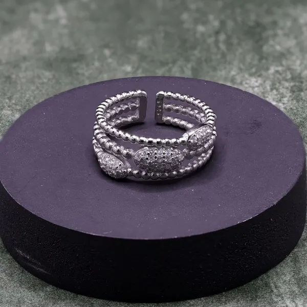 RINGS_>_LADIES_RINGS