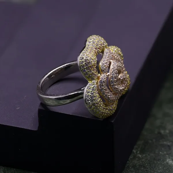 RINGS_>_LADIES_RINGS