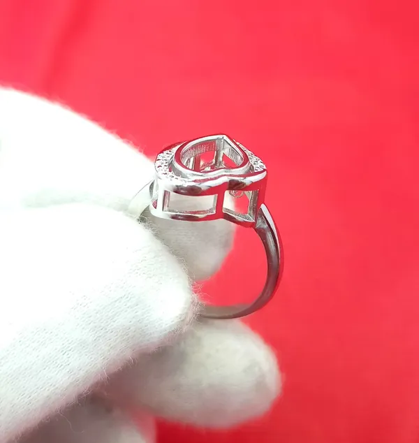 RINGS_>_LADIES_RINGS