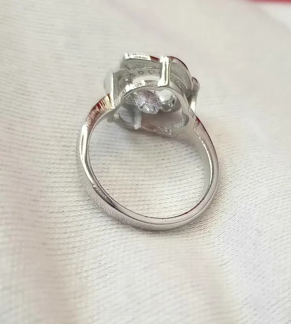 RINGS_>_LADIES_RINGS