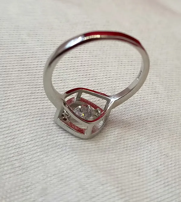 RINGS_>_LADIES_RINGS
