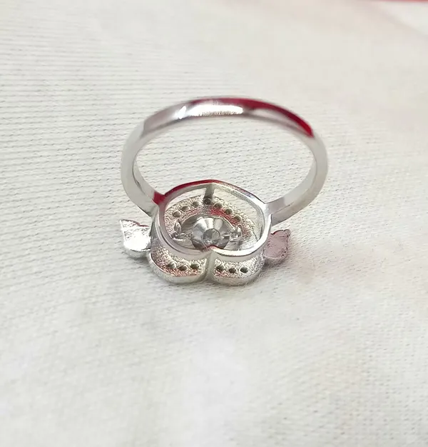 RINGS_>_LADIES_RINGS