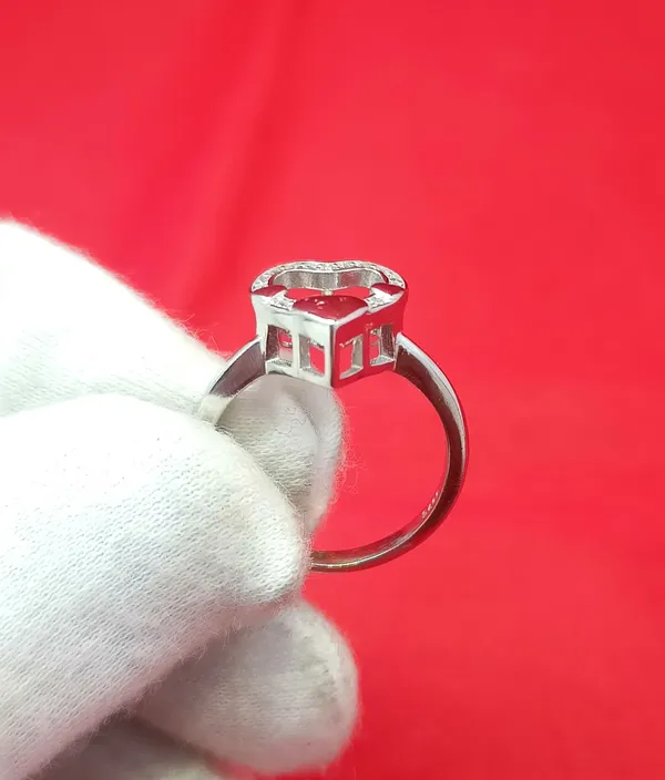 RINGS_>_LADIES_RINGS