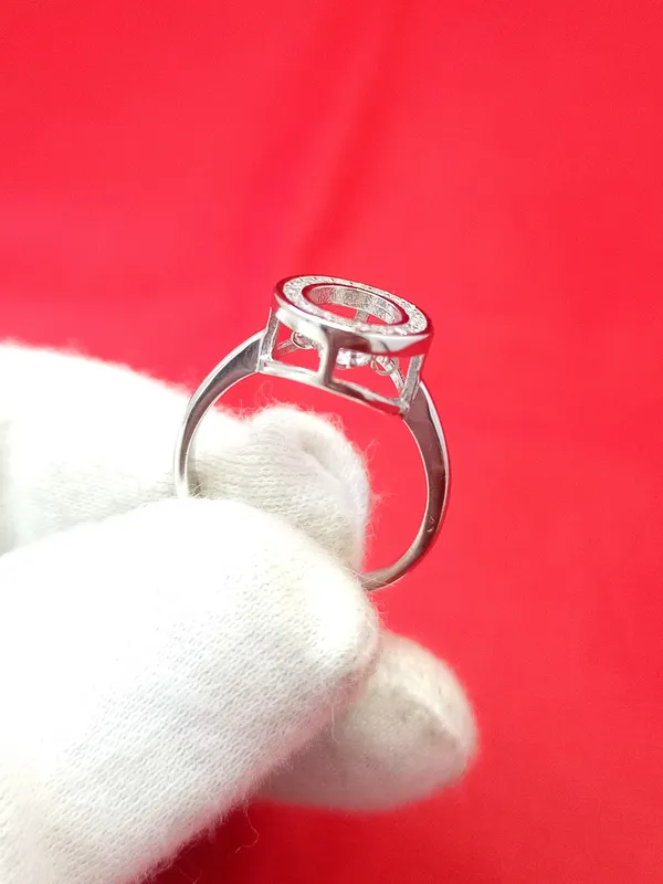 RINGS_>_LADIES_RINGS