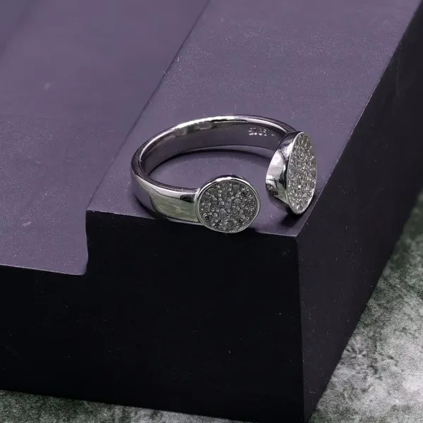 RINGS_>_LADIES_RINGS