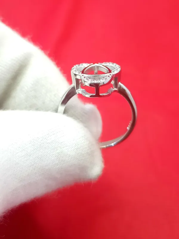 RINGS_>_LADIES_RINGS
