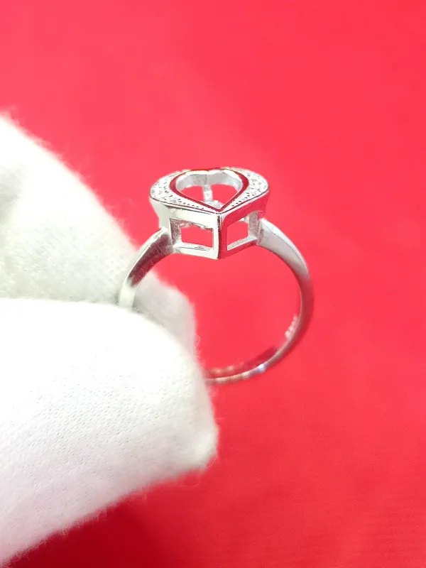 RINGS_>_LADIES_RINGS