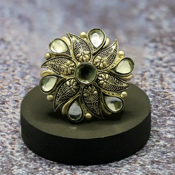 RINGS_>_LADIES_RINGS