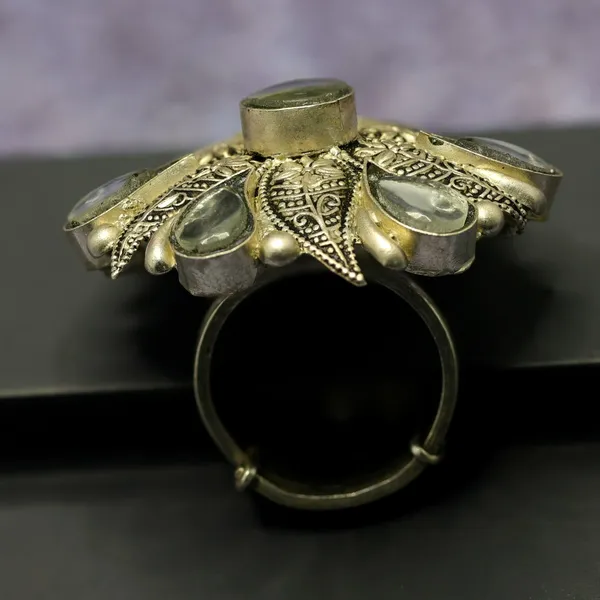 RINGS_>_LADIES_RINGS