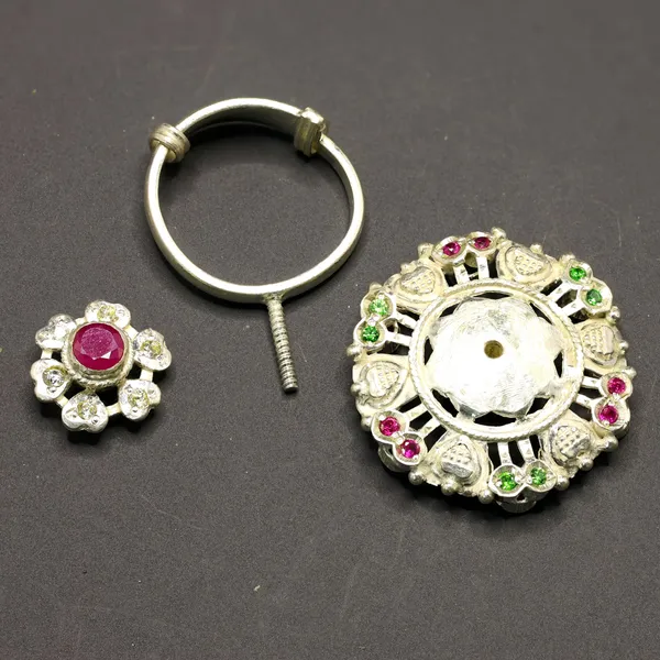 RINGS_>_LADIES_RINGS