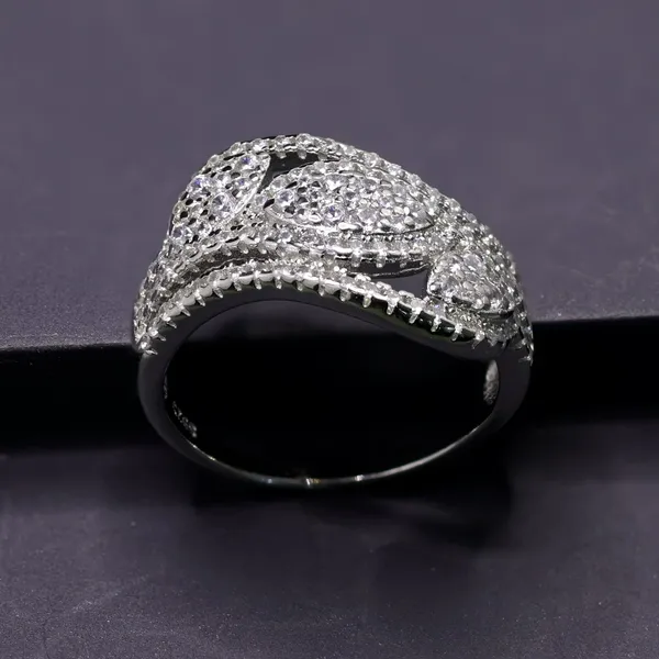 RINGS_>_LADIES_RINGS