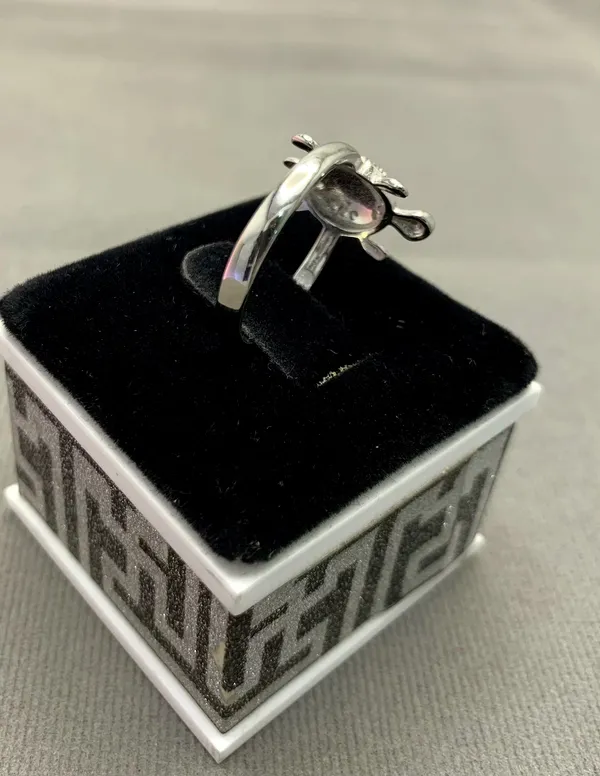 RINGS_>_LADIES_RINGS