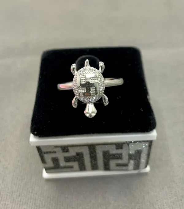 RINGS_>_LADIES_RINGS