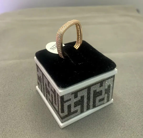 RINGS_>_LADIES_RINGS