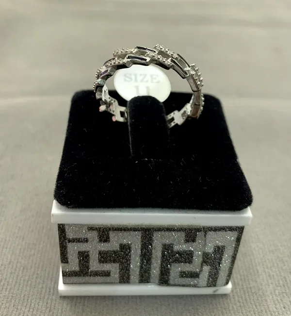 RINGS_>_LADIES_RINGS