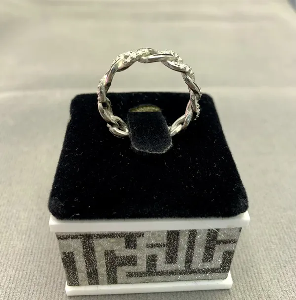 RINGS_>_LADIES_RINGS