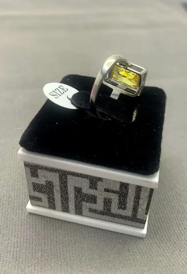 RINGS_>_LADIES_RINGS