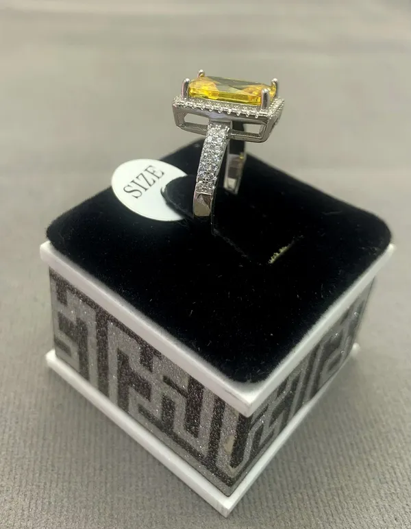 RINGS_>_LADIES_RINGS
