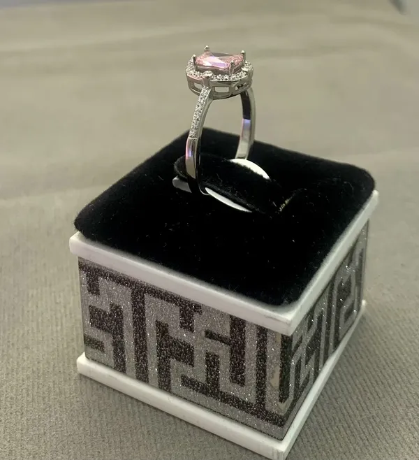 RINGS_>_LADIES_RINGS