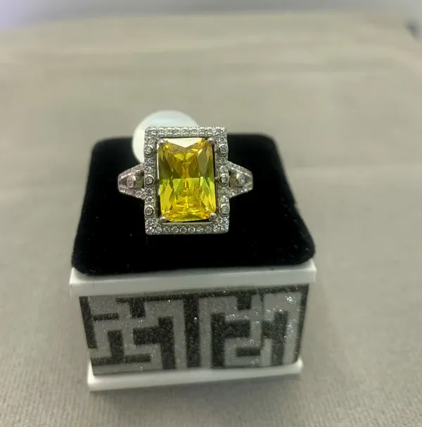 RINGS_>_LADIES_RINGS