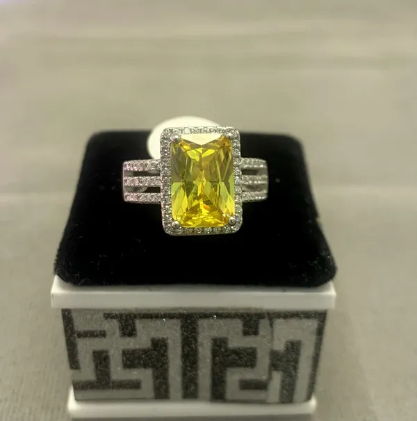 RINGS_>_LADIES_RINGS