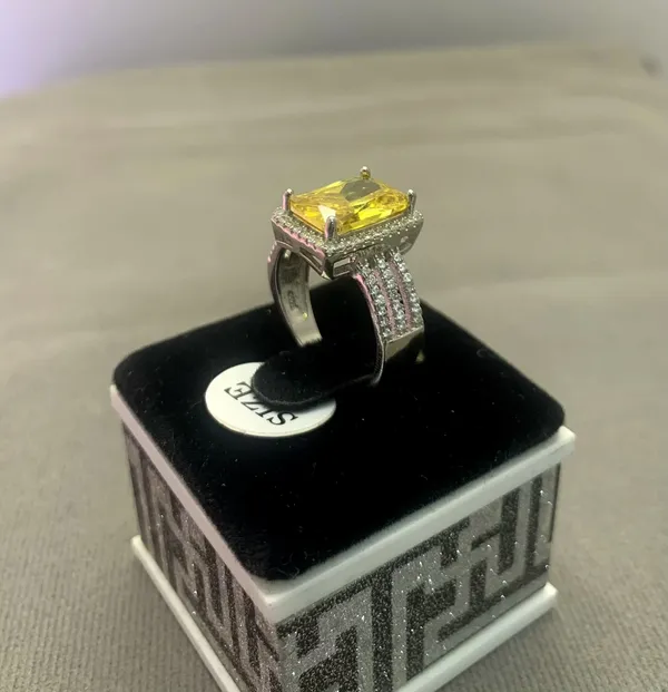 RINGS_>_LADIES_RINGS