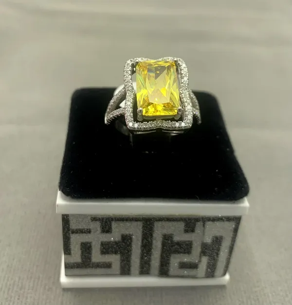 RINGS_>_LADIES_RINGS