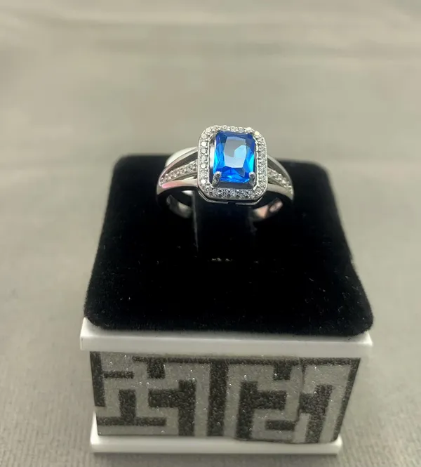 RINGS_>_LADIES_RINGS