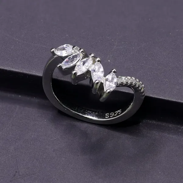 RINGS_>_LADIES_RINGS