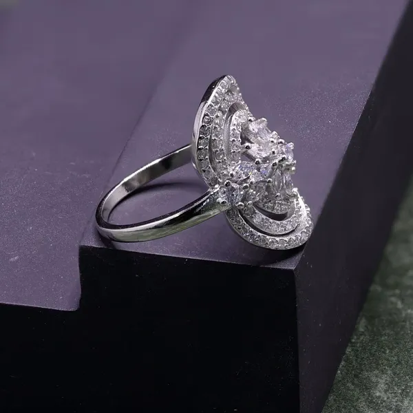 RINGS_>_LADIES_RINGS