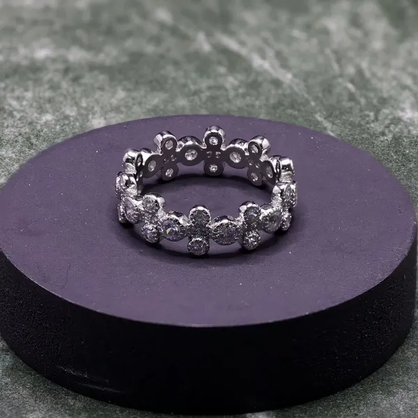 RINGS_>_LADIES_RINGS
