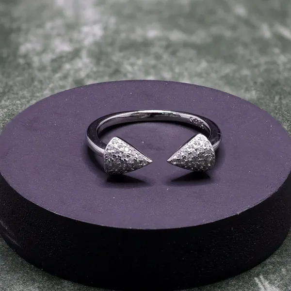 RINGS_>_LADIES_RINGS