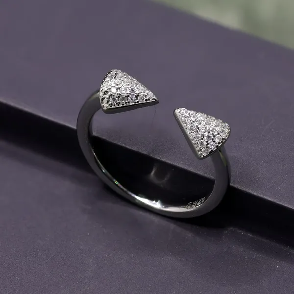 RINGS_>_LADIES_RINGS