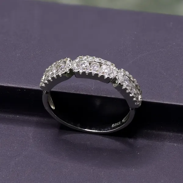 RINGS_>_LADIES_RINGS