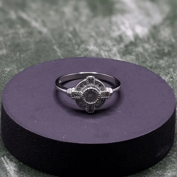 RINGS_>_LADIES_RINGS