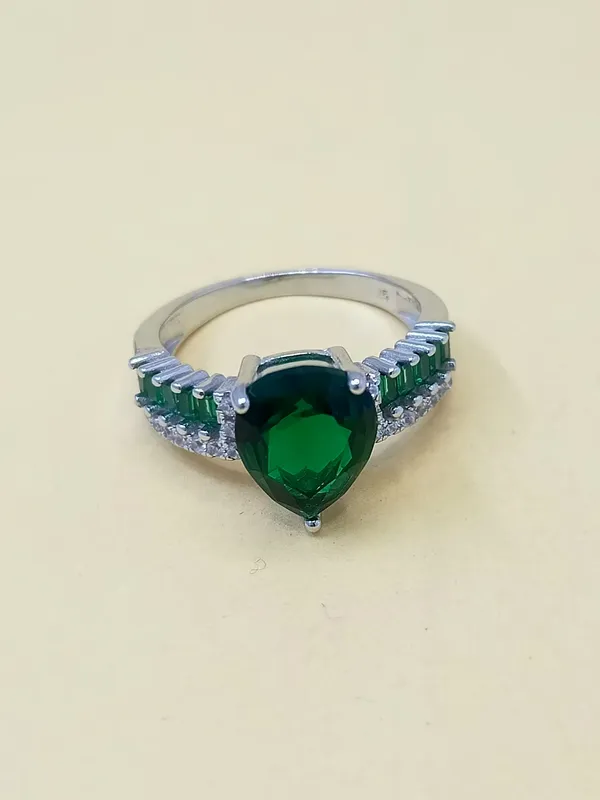 RINGS_>_LADIES_RINGS