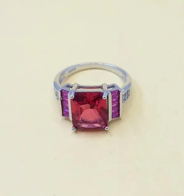RINGS_>_LADIES_RINGS