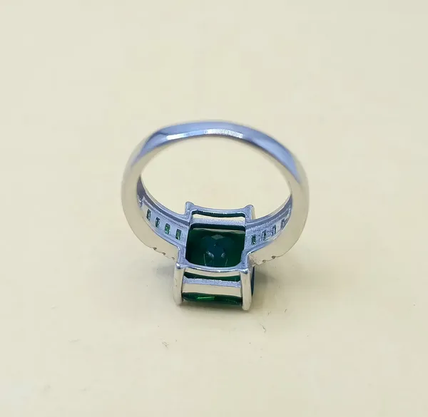 RINGS_>_LADIES_RINGS