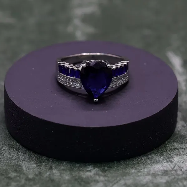 RINGS_>_LADIES_RINGS