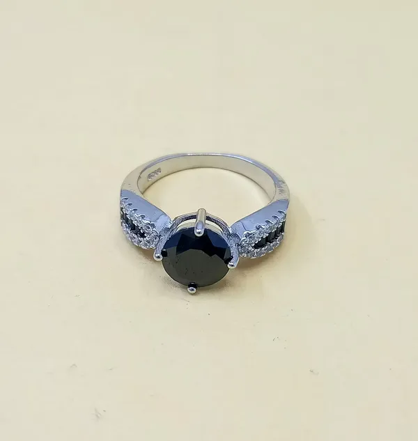 RINGS_>_LADIES_RINGS