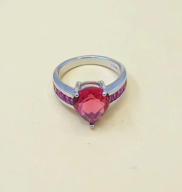 RINGS_>_LADIES_RINGS