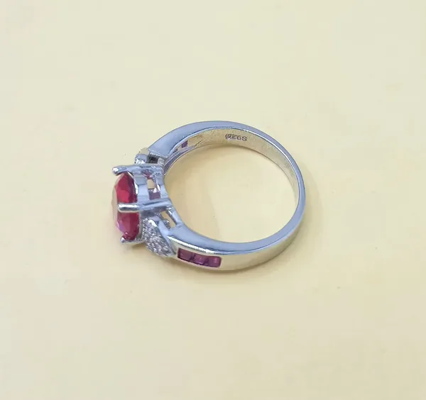 RINGS_>_LADIES_RINGS