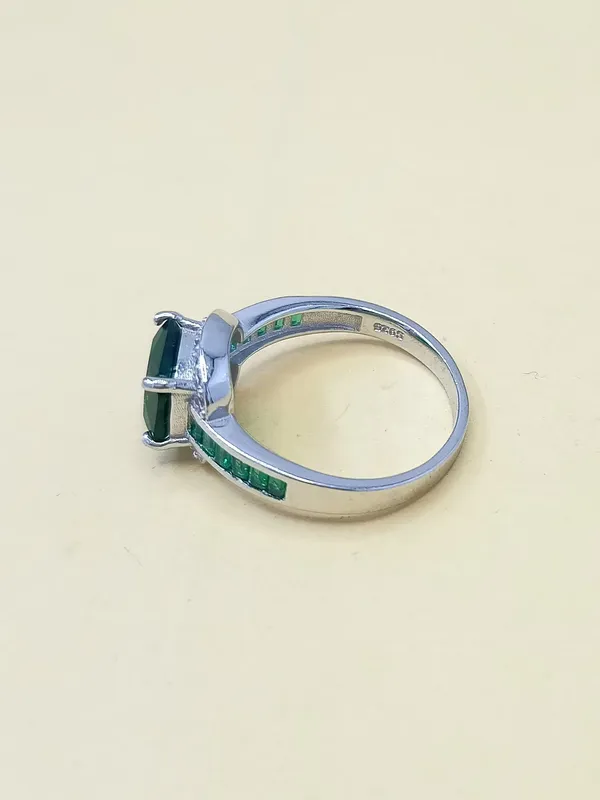 RINGS_>_LADIES_RINGS