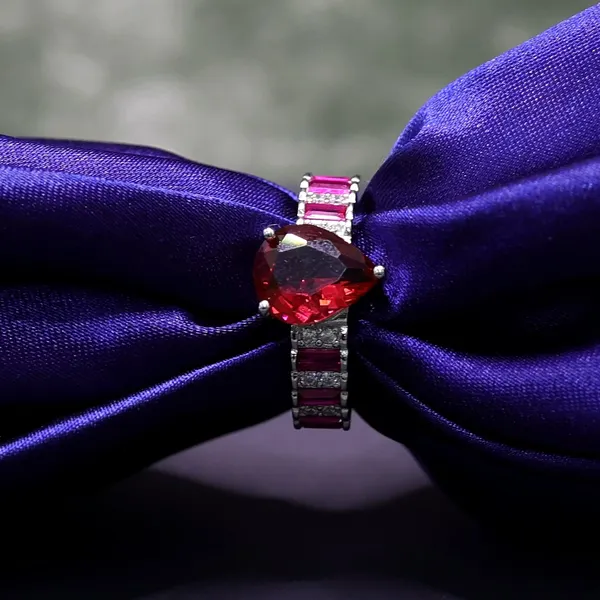 RINGS_>_LADIES_RINGS