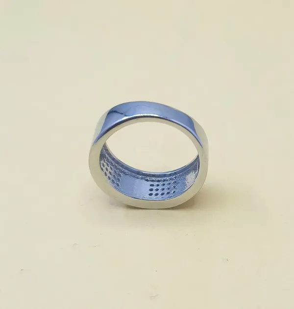 RINGS_>_GENTS_RINGS