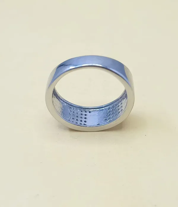 RINGS_>_GENTS_RINGS