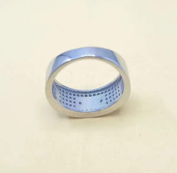 RINGS_>_GENTS_RINGS