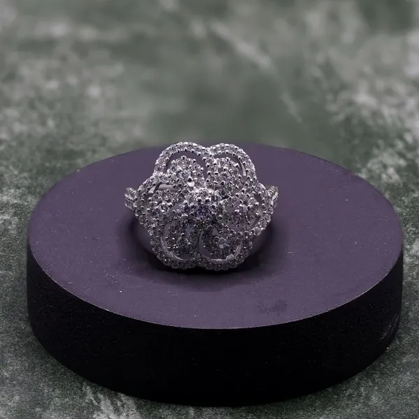 RINGS_>_LADIES_RINGS