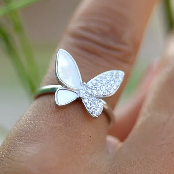 Whispering_Wings:_Graceful_Silver_Butterfly_Ring_For_Women